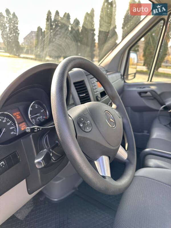 Платформа Mercedes-Benz Sprinter 2019 в Дубні