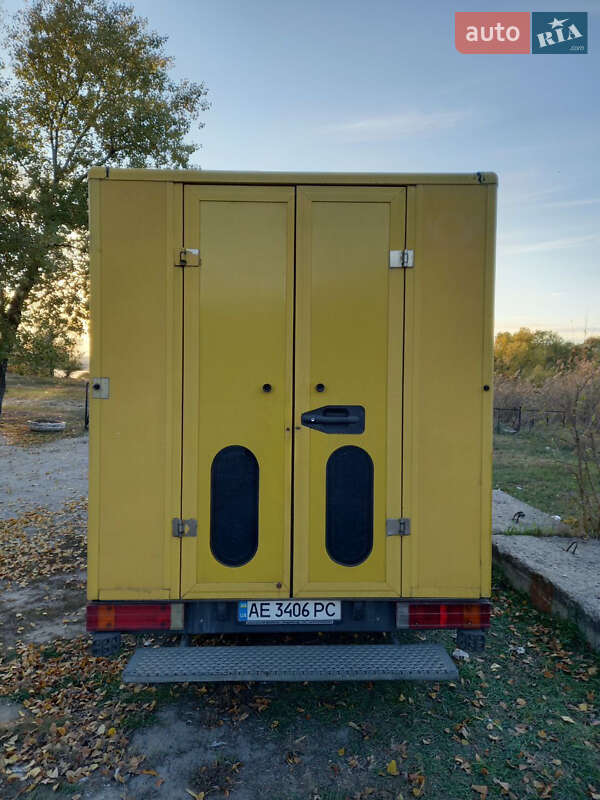 Вантажний фургон Mercedes-Benz Sprinter 2002 в Дніпрі фото 5 Вантажний фургон Mercedes-Benz Sprinter 2002 в Дніпрі