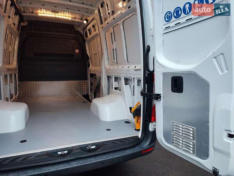 Грузовой фургон Mercedes-Benz Sprinter 2019 в Виннице фото 42 Грузовой фургон Mercedes-Benz Sprinter 2019 в Виннице