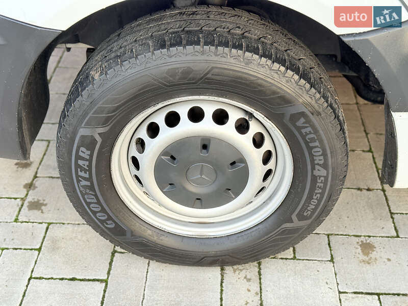 Мінівен Mercedes-Benz Sprinter 2016 в Рівному