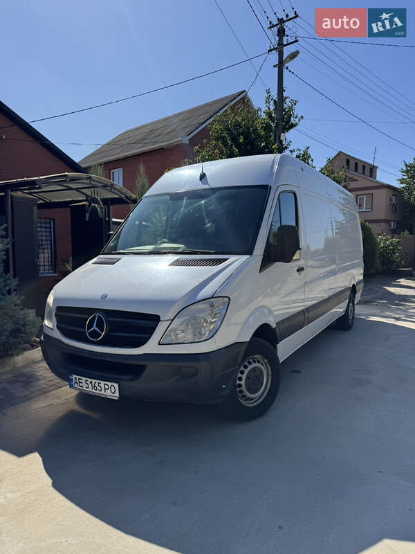 Микроавтобус грузовой (до 3,5т) Mercedes-Benz Sprinter 2013 в Днепре фото 3 Микроавтобус грузовой (до 3,5т) Mercedes-Benz Sprinter 2013 в Днепре