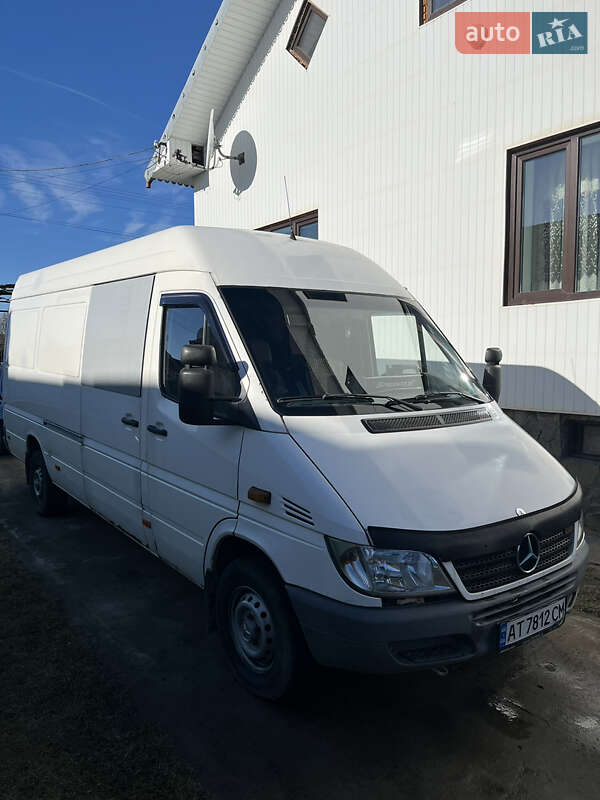 Грузовой фургон Mercedes-Benz Sprinter 2006 в Тлумаче фото Грузовой фургон Mercedes-Benz Sprinter 2006 в Тлумаче