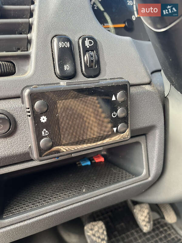 Грузовой фургон Mercedes-Benz Sprinter 2006 в Тлумаче фото 25 Грузовой фургон Mercedes-Benz Sprinter 2006 в Тлумаче