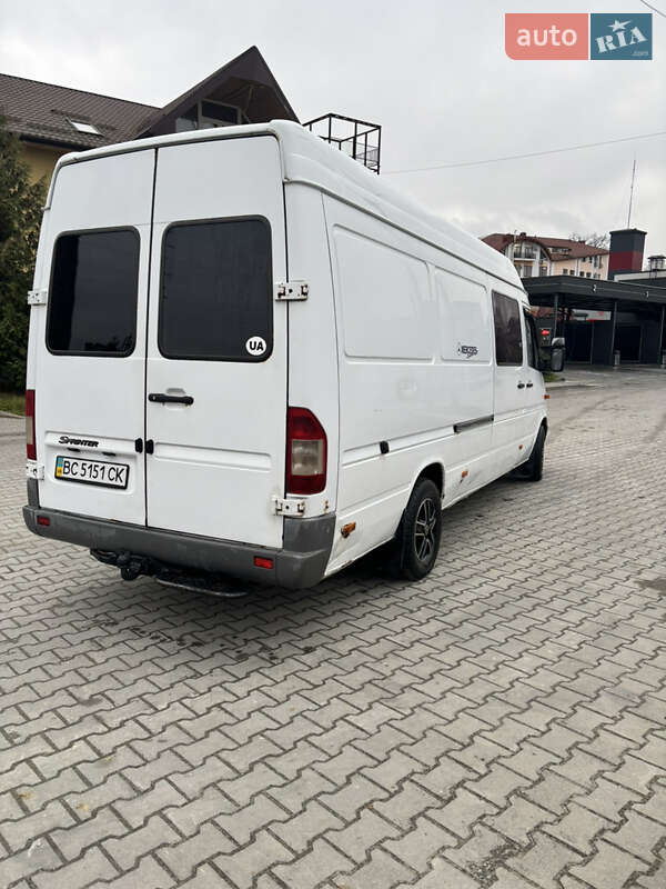 Грузовой фургон Mercedes-Benz Sprinter 2000 в Новояворовске фото 9 Грузовой фургон Mercedes-Benz Sprinter 2000 в Новояворовске