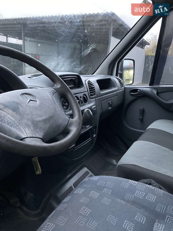 Грузовой фургон Mercedes-Benz Sprinter 2005 в Баре