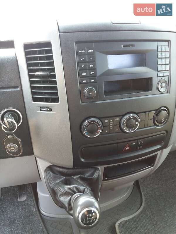 Грузовой фургон Mercedes-Benz Sprinter 2014 в Ковеле фото 24 Грузовой фургон Mercedes-Benz Sprinter 2014 в Ковеле