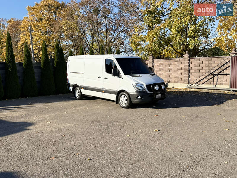 Вантажний фургон Mercedes-Benz Sprinter 2014 в Рівному