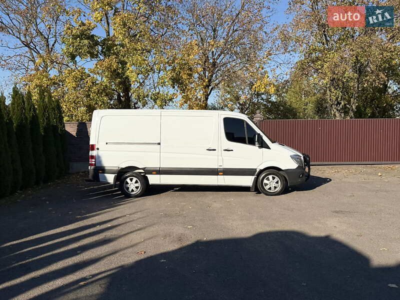 Вантажний фургон Mercedes-Benz Sprinter 2014 в Рівному