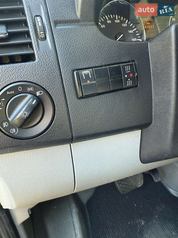 Вантажний фургон Mercedes-Benz Sprinter 2014 в Рівному