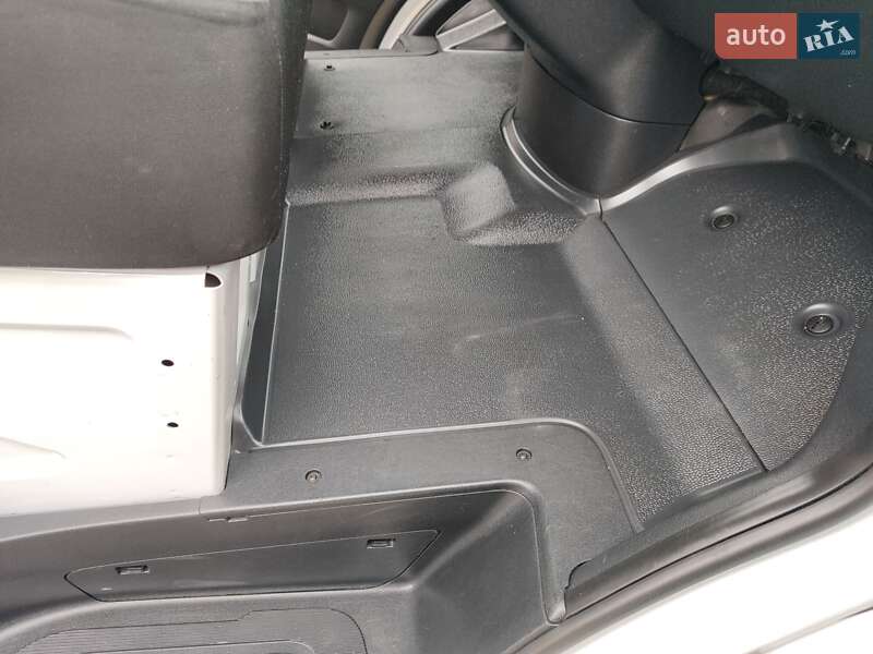 Грузовой фургон Mercedes-Benz Sprinter 2020 в Киеве фото 37 Грузовой фургон Mercedes-Benz Sprinter 2020 в Киеве