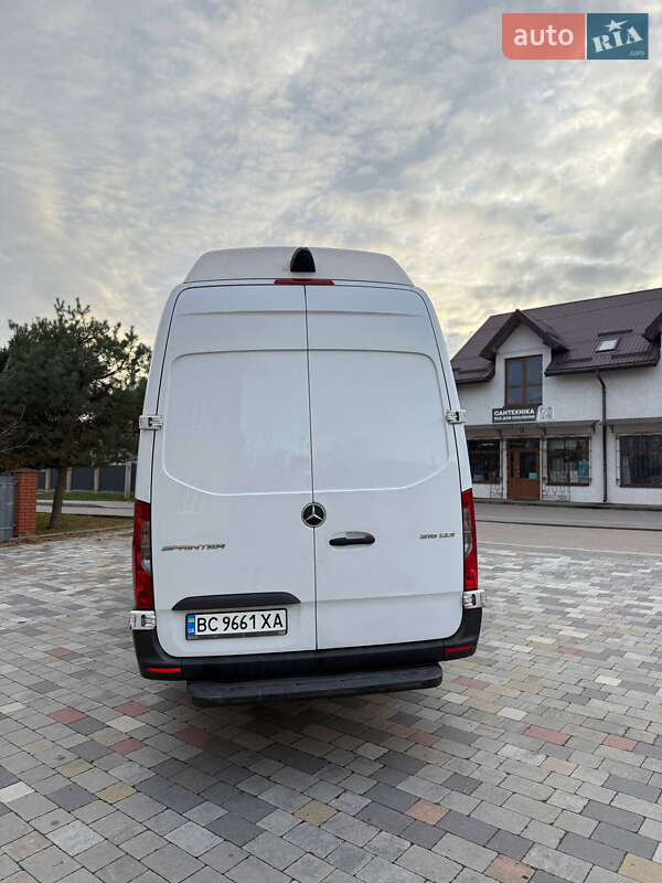 Мікроавтобус Mercedes-Benz Sprinter 2018 в Львові