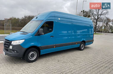 Грузовой фургон Mercedes-Benz Sprinter 2022 в Луцке