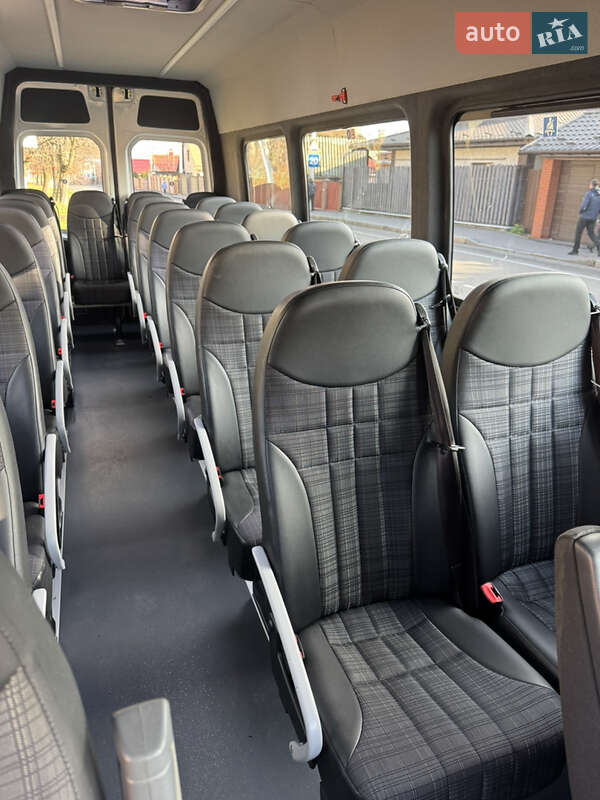 Пригородный автобус Mercedes-Benz Sprinter 2018 в Виннице