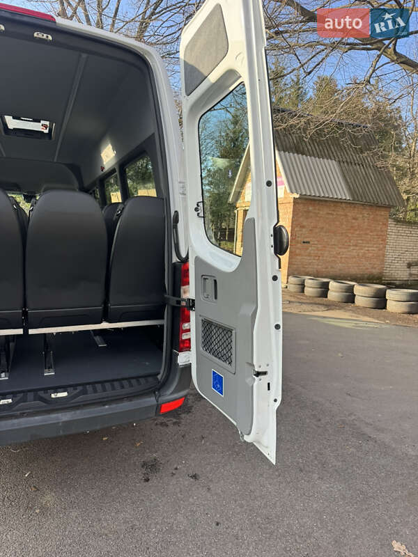 Пригородный автобус Mercedes-Benz Sprinter 2018 в Виннице