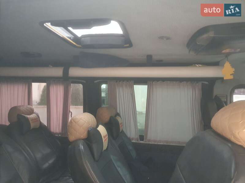 Мікроавтобус Mercedes-Benz Sprinter 2004 в Хусті