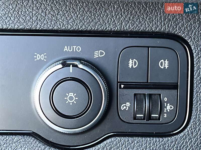 Вантажний фургон Mercedes-Benz Sprinter 2020 в Чудеї