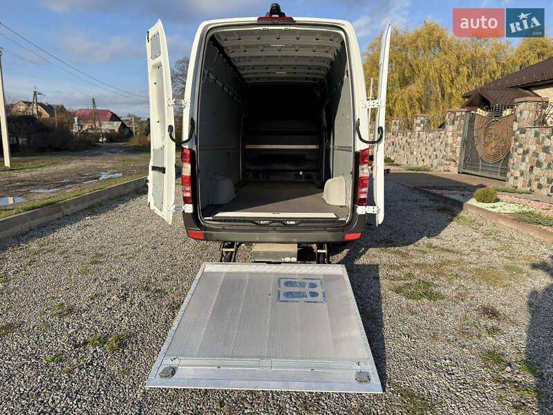 Вантажний фургон Mercedes-Benz Sprinter 2017 в Бердичеві фото 54 Вантажний фургон Mercedes-Benz Sprinter 2017 в Бердичеві