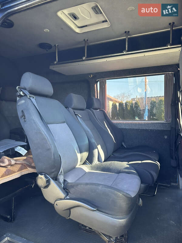 Мікровен Mercedes-Benz Sprinter 2004 в Заліщиках фото 6 Мікровен Mercedes-Benz Sprinter 2004 в Заліщиках