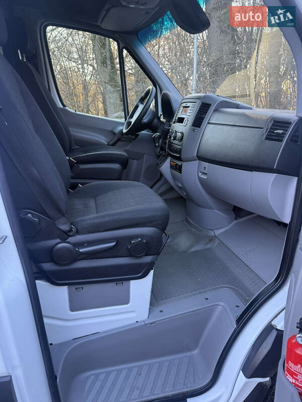 Туристичний / Міжміський автобус Mercedes-Benz Sprinter 2017 в Чернівцях фото 33 Туристичний / Міжміський автобус Mercedes-Benz Sprinter 2017 в Чернівцях