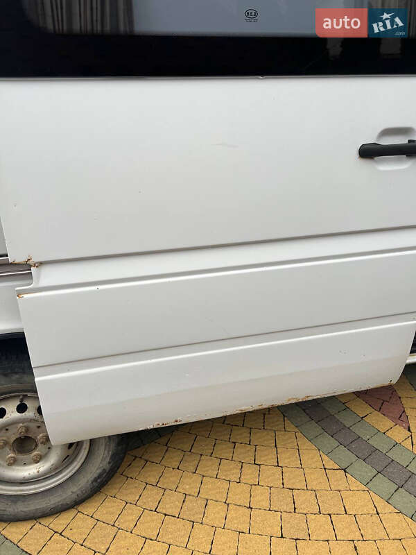 Вантажопасажирський фургон Mercedes-Benz Sprinter 2003 в Тересві фото 8 Вантажопасажирський фургон Mercedes-Benz Sprinter 2003 в Тересві