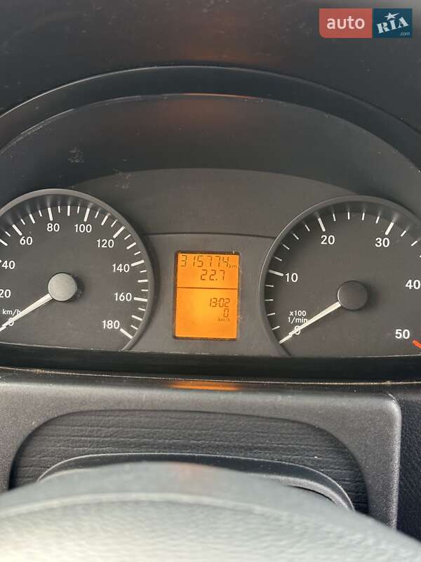 Вантажний фургон Mercedes-Benz Sprinter 2017 в Києві фото 11 Вантажний фургон Mercedes-Benz Sprinter 2017 в Києві