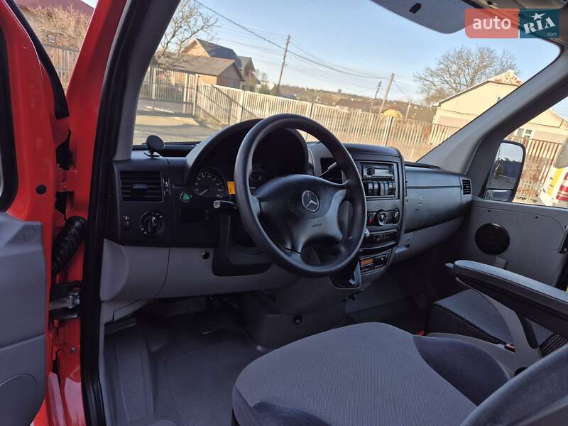 Приміський автобус Mercedes-Benz Sprinter 2015 в Івано-Франківську фото 29 Приміський автобус Mercedes-Benz Sprinter 2015 в Івано-Франківську