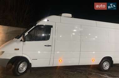 Вантажопасажирський фургон Mercedes-Benz Sprinter 2005 в Луцьку