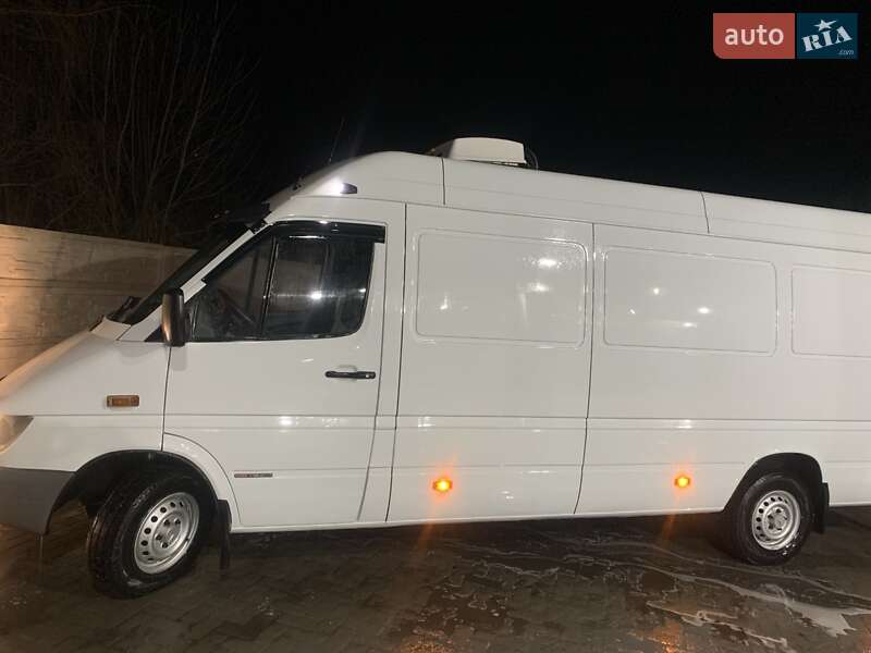 Грузопассажирский фургон Mercedes-Benz Sprinter 2005 в Луцке фото Грузопассажирский фургон Mercedes-Benz Sprinter 2005 в Луцке