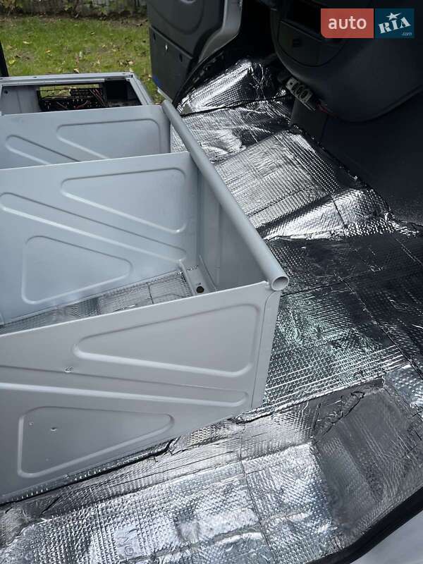 Грузопассажирский фургон Mercedes-Benz Sprinter 2005 в Луцке фото 20 Грузопассажирский фургон Mercedes-Benz Sprinter 2005 в Луцке