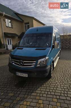 Вантажний фургон Mercedes-Benz Sprinter 2015 в Хмельницькому