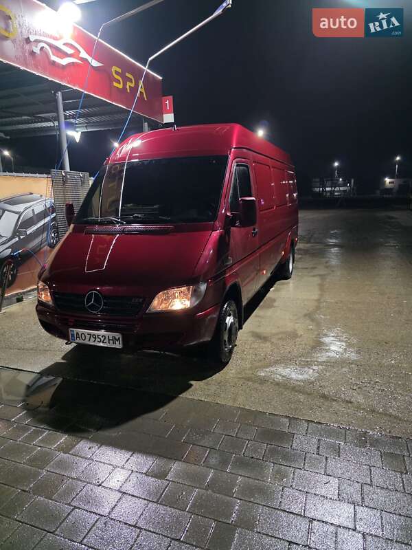 Грузовой фургон Mercedes-Benz Sprinter 2002 в Виноградове фото 10 Грузовой фургон Mercedes-Benz Sprinter 2002 в Виноградове