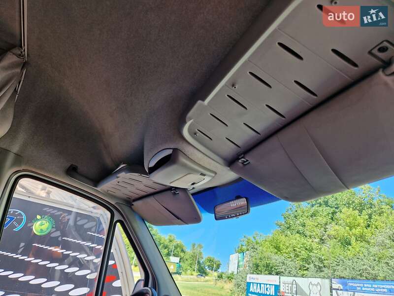 Вантажний фургон Mercedes-Benz Sprinter 2015 в Тернополі фото 32 Вантажний фургон Mercedes-Benz Sprinter 2015 в Тернополі