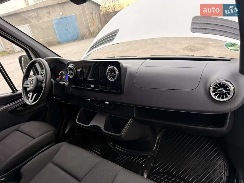 Грузовой фургон Mercedes-Benz Sprinter 2020 в Бердичеве фото 32 Грузовой фургон Mercedes-Benz Sprinter 2020 в Бердичеве