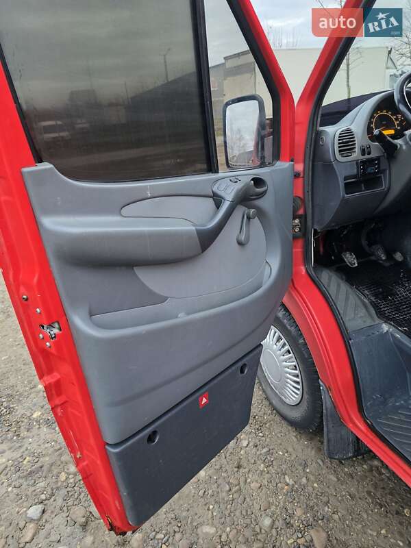 Грузовой фургон Mercedes-Benz Sprinter 2005 в Виноградове фото 2 Грузовой фургон Mercedes-Benz Sprinter 2005 в Виноградове