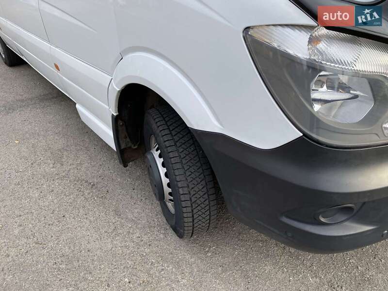 Пригородный автобус Mercedes-Benz Sprinter 2011 в Киеве