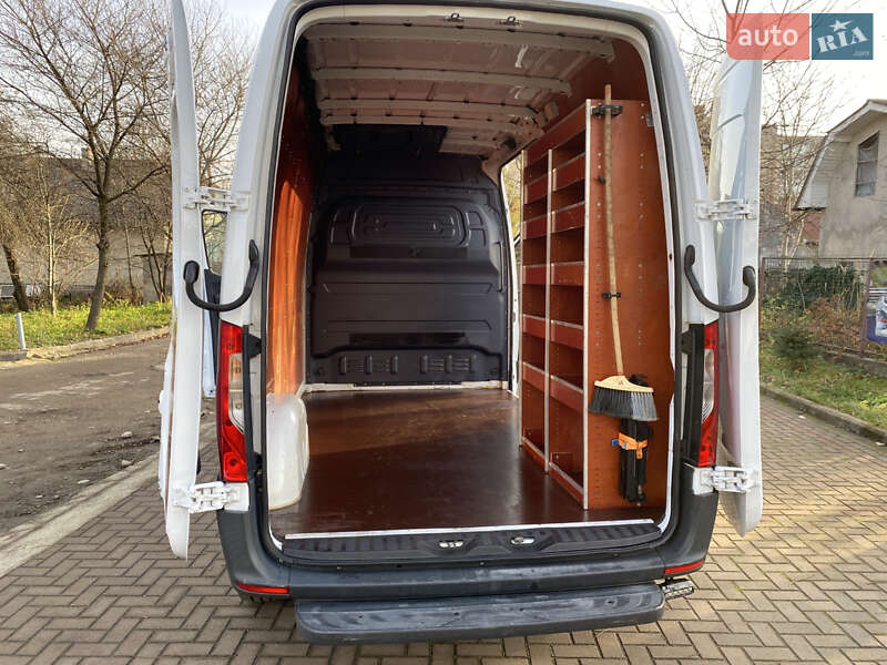 Грузовой фургон Mercedes-Benz Sprinter 2020 в Калуше