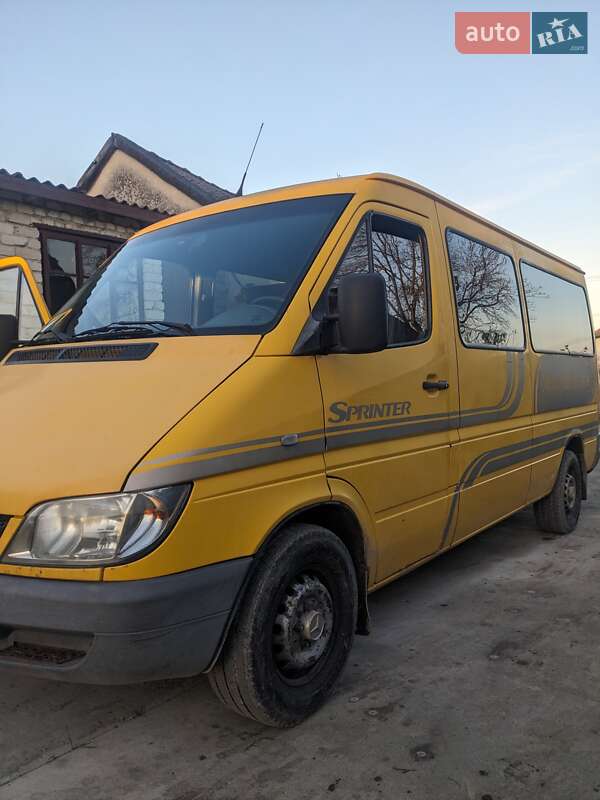 Мінівен Mercedes-Benz Sprinter 2004 в Комарному