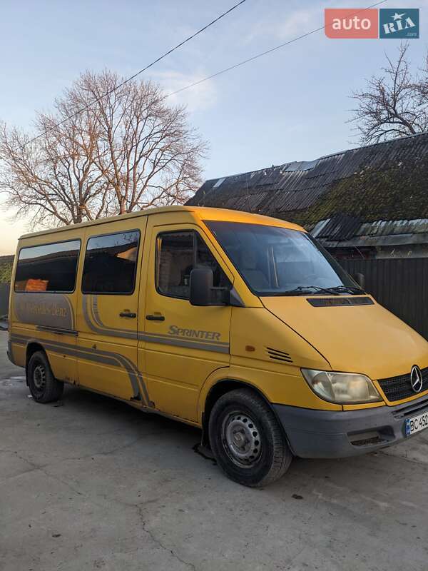 Мінівен Mercedes-Benz Sprinter 2004 в Комарному