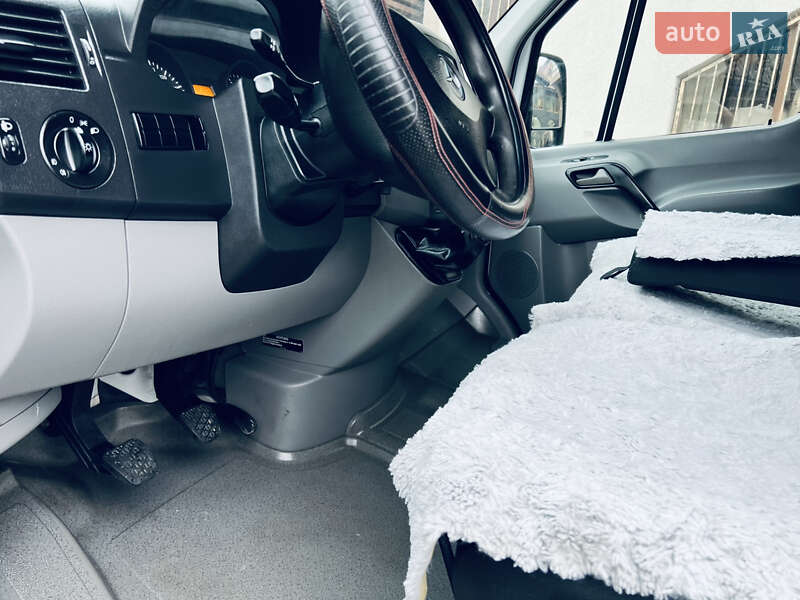 Вантажний фургон Mercedes-Benz Sprinter 2016 в Тячеві фото 5 Вантажний фургон Mercedes-Benz Sprinter 2016 в Тячеві