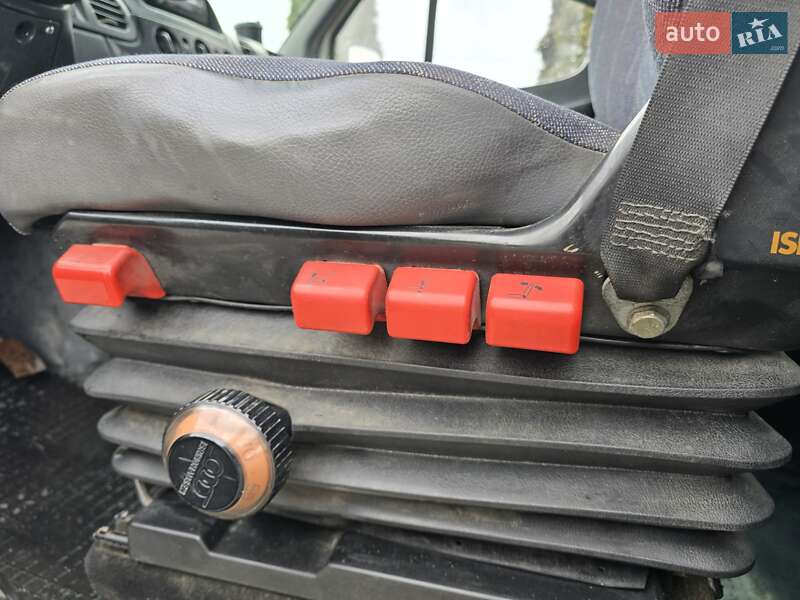 Грузопассажирский фургон Mercedes-Benz Sprinter 1997 в Львове