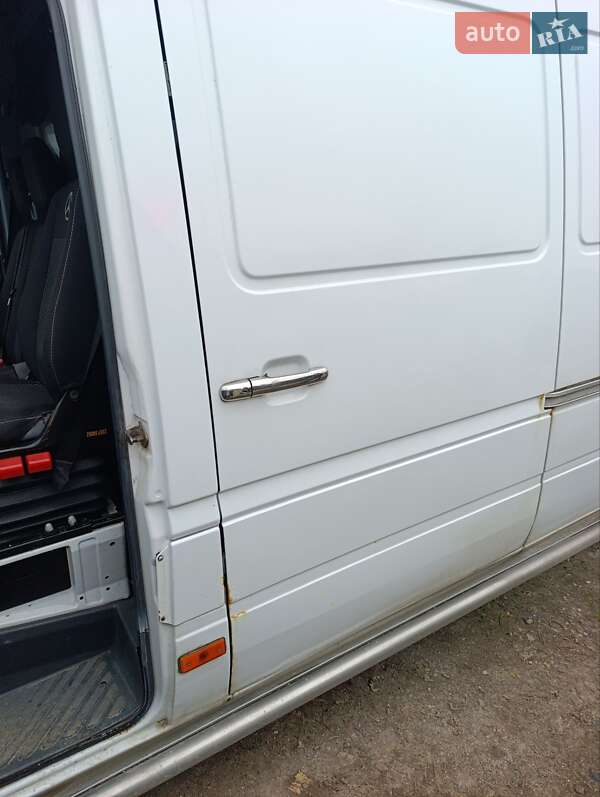 Вантажний фургон Mercedes-Benz Sprinter 1999 в Тлумачі фото 8 Вантажний фургон Mercedes-Benz Sprinter 1999 в Тлумачі