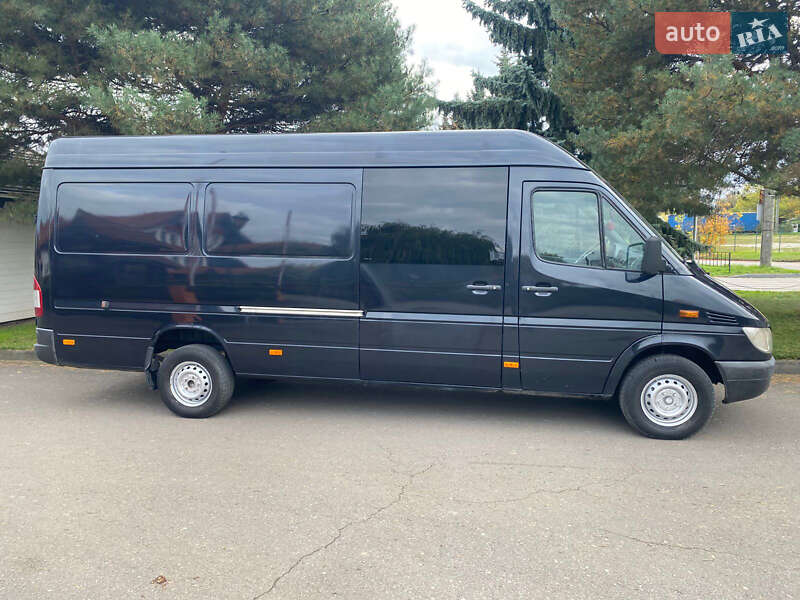 Вантажний фургон Mercedes-Benz Sprinter 2005 в Івано-Франківську