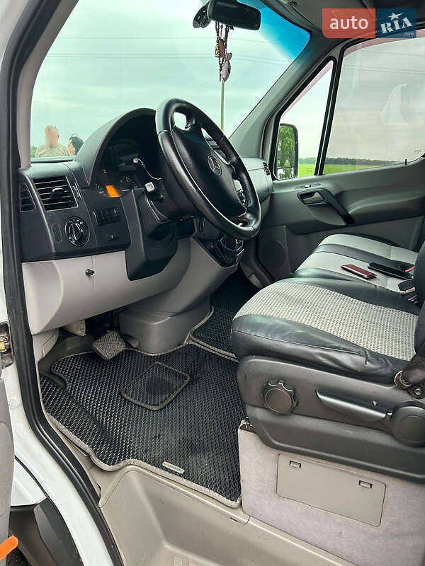 Пригородный автобус Mercedes-Benz Sprinter 2007 в Кропивницком