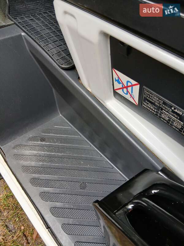 Грузовой фургон Mercedes-Benz Sprinter 2006 в Каменец-Подольском фото 60 Грузовой фургон Mercedes-Benz Sprinter 2006 в Каменец-Подольском