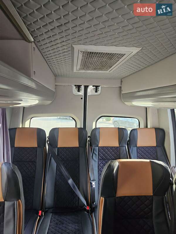 Туристический / Междугородний автобус Mercedes-Benz Sprinter 2013 в Луцке