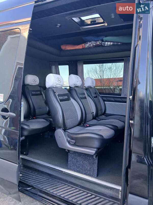 Вантажопасажирський фургон Mercedes-Benz Sprinter 2017 в Івано-Франківську
