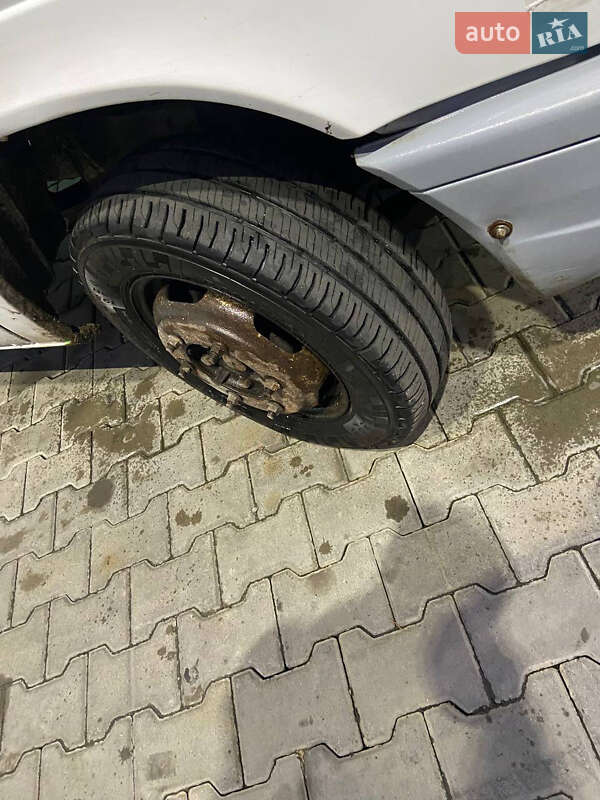 Мікроавтобус вантажний (до 3,5т) Mercedes-Benz Sprinter 1999 в Стрию