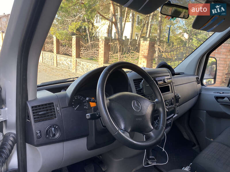 Автовоз Mercedes-Benz Sprinter 2011 в Луцьку