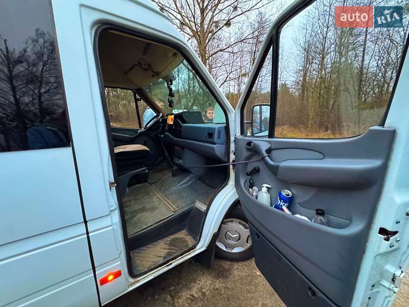 Микроавтобус Mercedes-Benz Sprinter 1999 в Буче