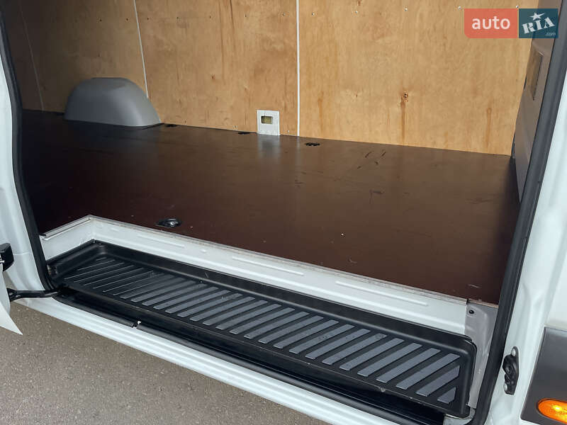Грузовой фургон Mercedes-Benz Sprinter 2017 в Ровно фото 25 Грузовой фургон Mercedes-Benz Sprinter 2017 в Ровно